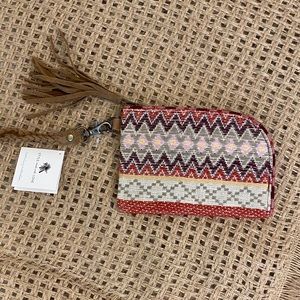 Noonday Clutch